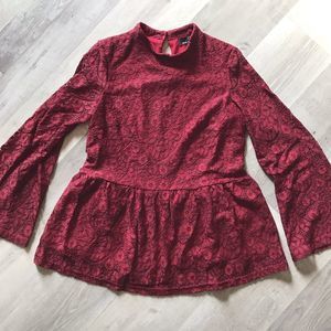 Suzanne Betro Red Lace Overlay Peplum Blouse Long Bell Sleeve Keyhole Back Med